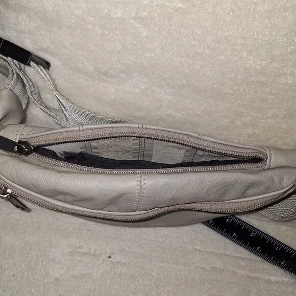 Genuine Leather Fanny Pack - Picture 4 of 7